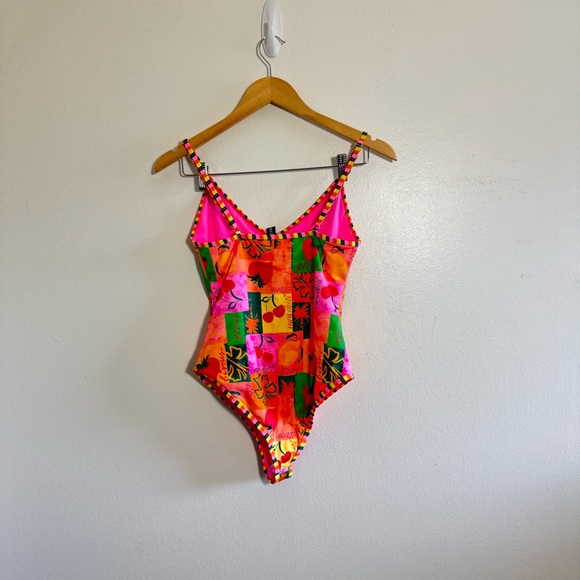 NWT Beach Riot Priscilla Fruit Market One Piece Swimsuit size Small - Picture 4 of 7
